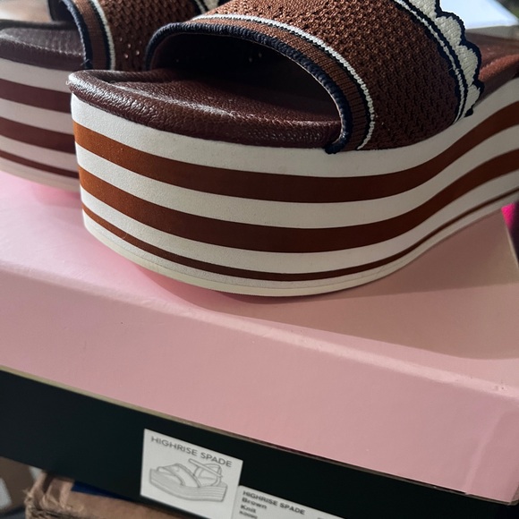 Kate Spade Brown Textured Strap Sandals - Picture 4 of 5